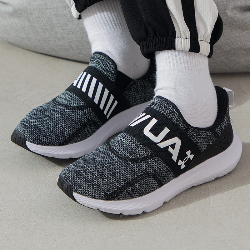 2026 Under Armour 3026507 001  - đánh giá và giá Knit Fabric Lace Up Sneakers
